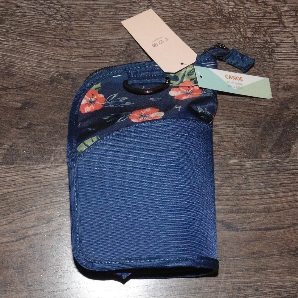 Lug Canoe Brush Holder Women OS Blue Floral NWT Zip Standing Cosmetic Pouch
